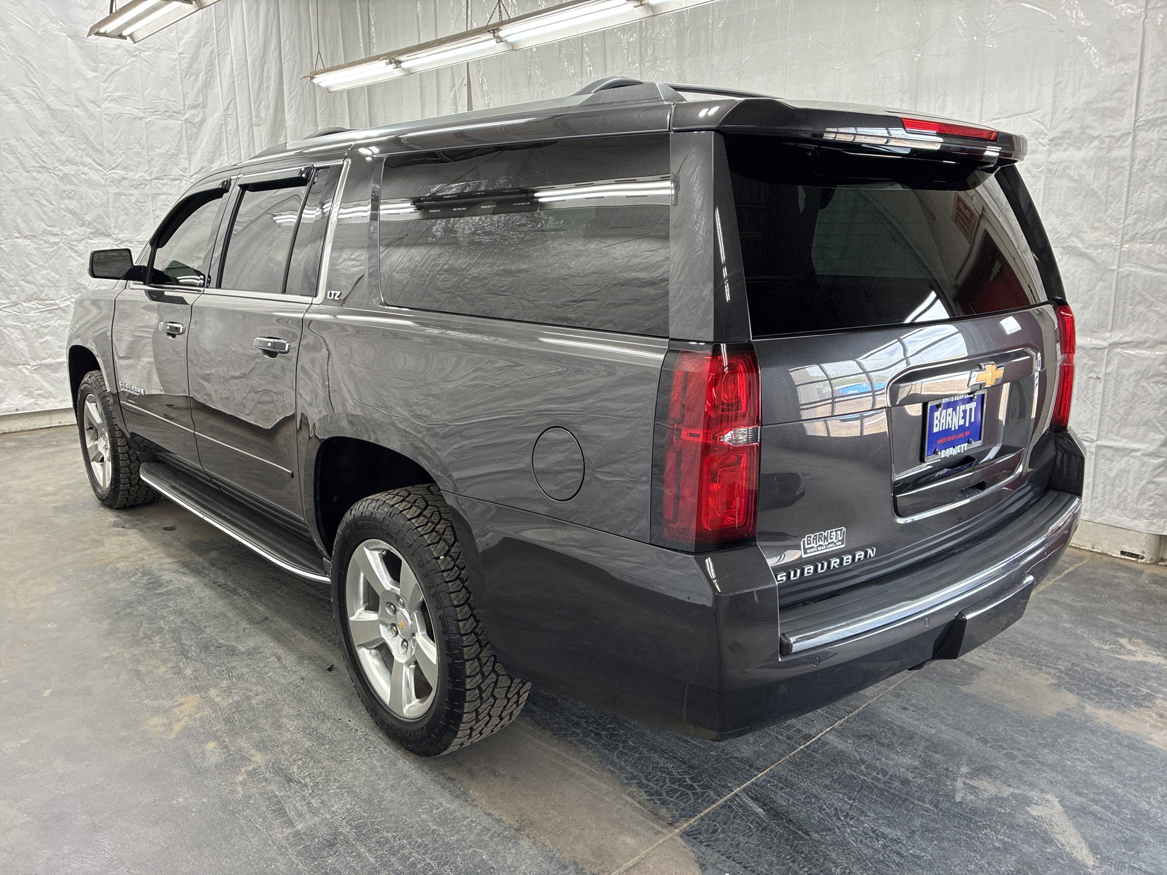 Used 2015 Chevrolet Suburban LTZ AWD/4WD image 4