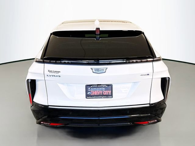 Used 2024 Cadillac Lyriq Luxury image 7