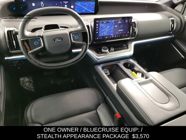 Used 2025 Ford Expedition Max Platinum w/ Stealth Appearance Package image 33