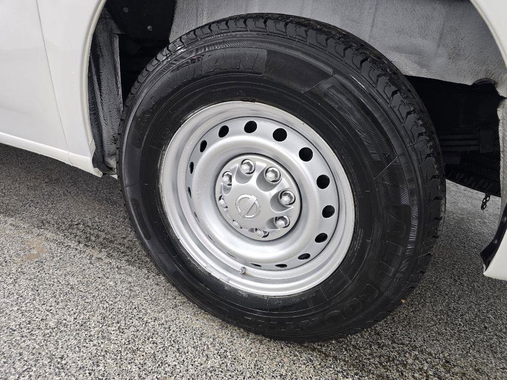 Used 2019 Nissan NV 2500 S RWD image 22