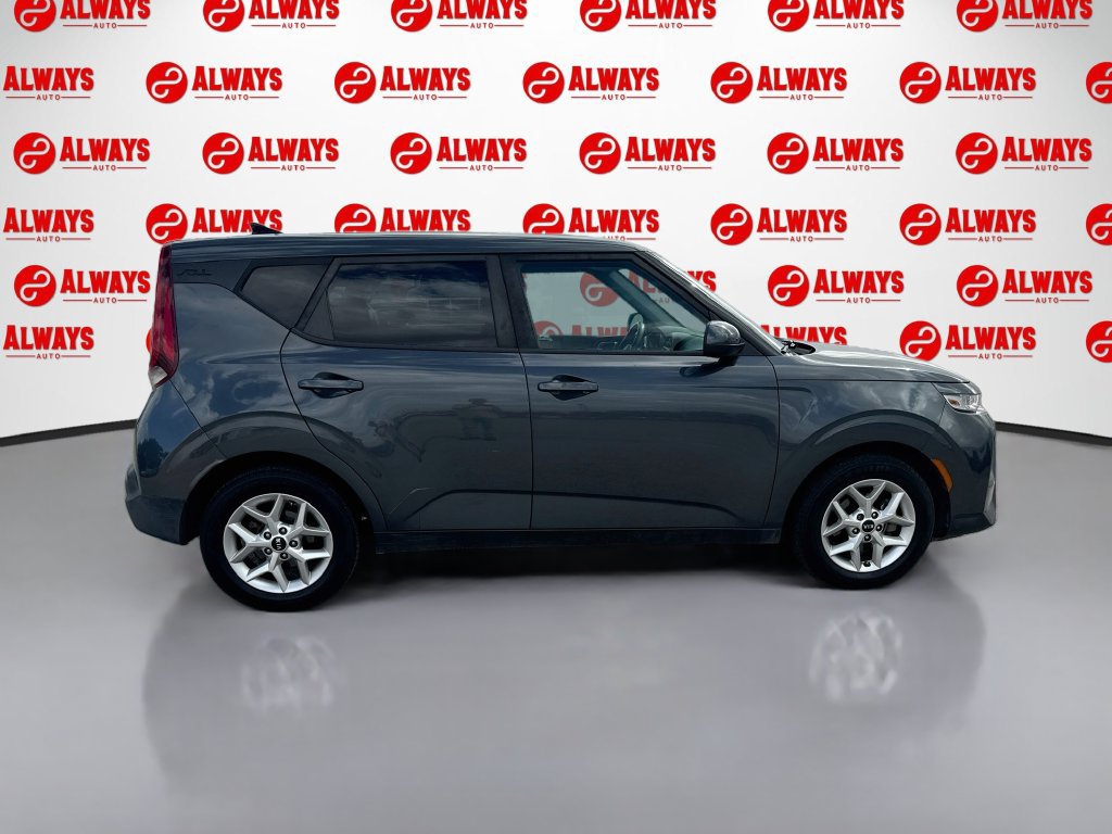 Used 2021 Kia Soul S FWD image 4