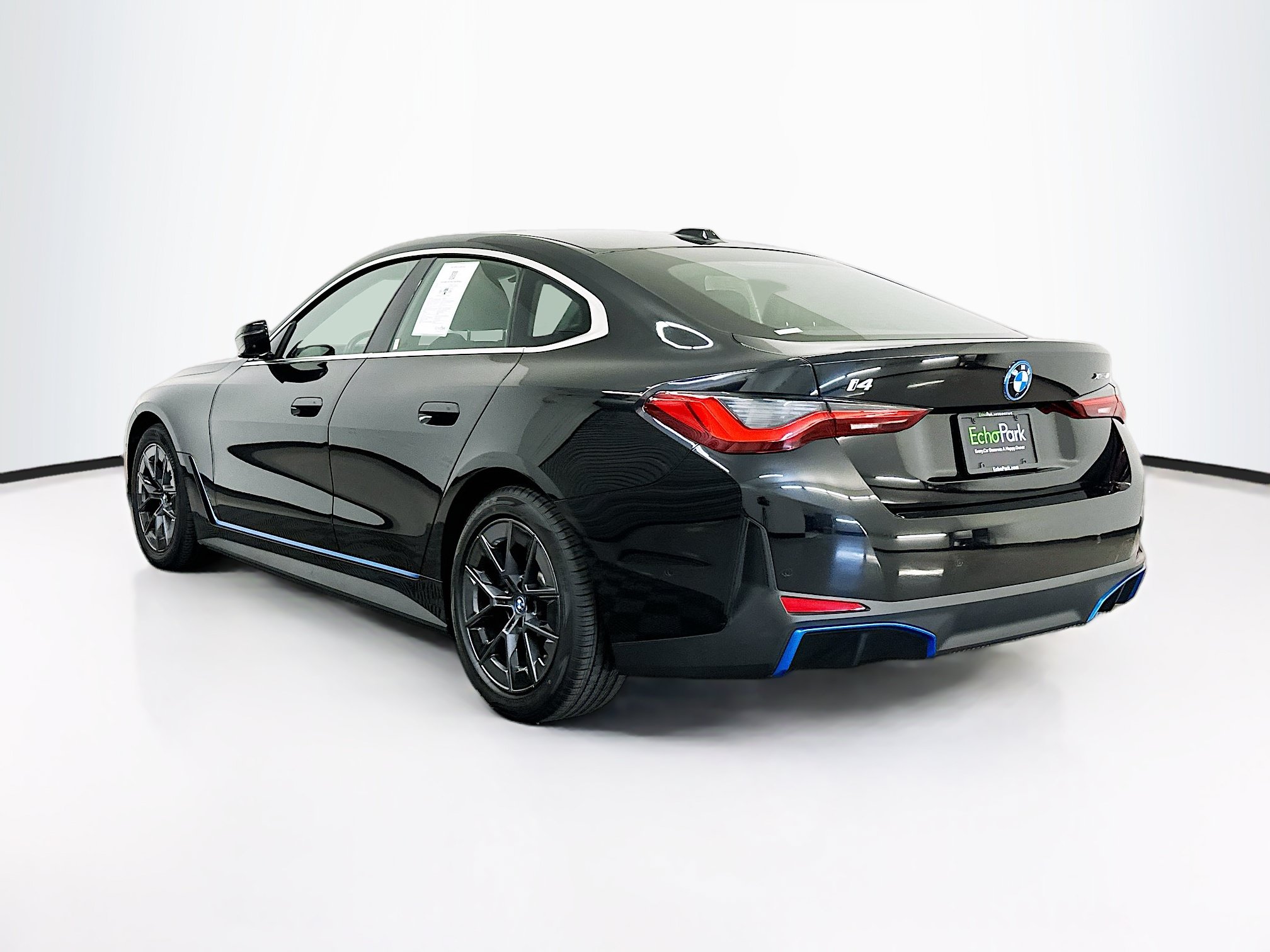 Used 2024 BMW i4 xDrive40i AWD/4WD image 5