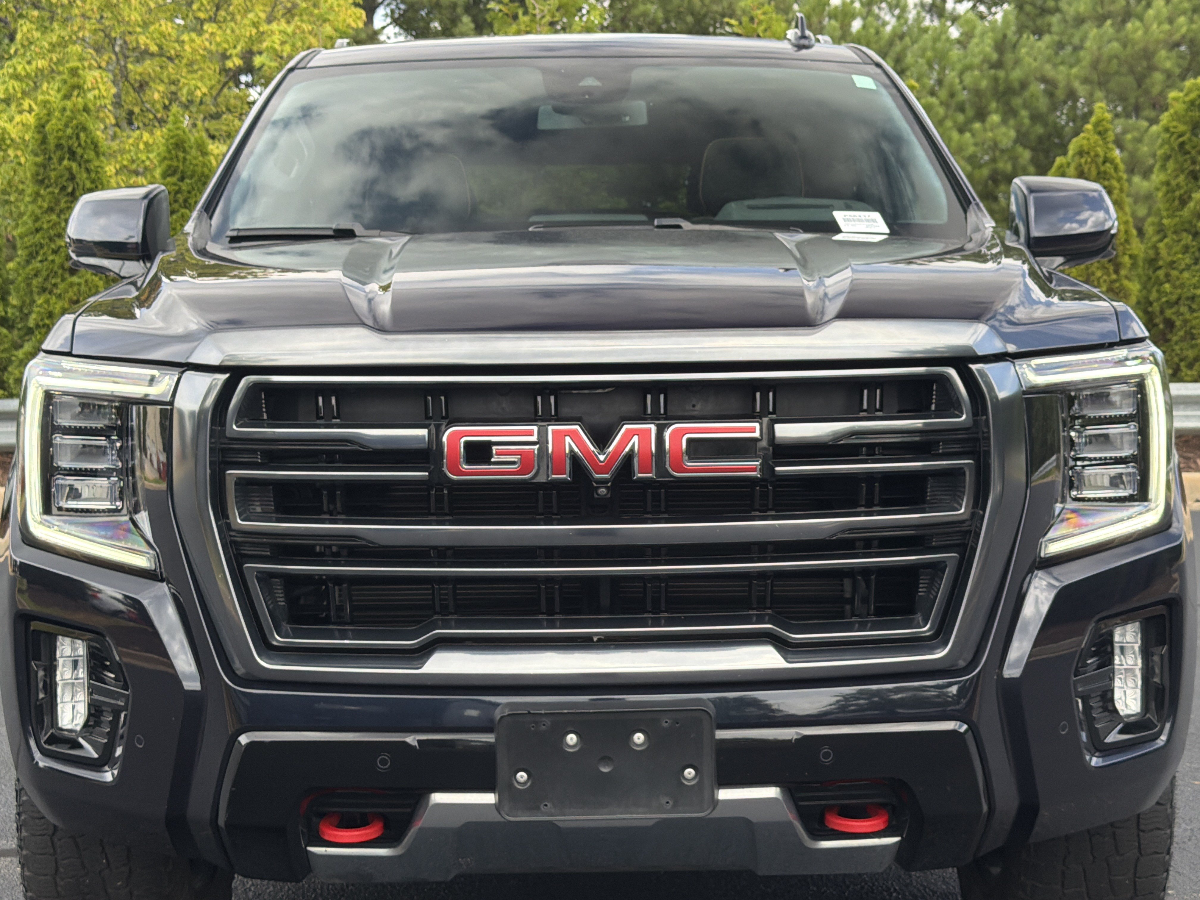 Used 2023 GMC Yukon AT4 w/ AT4 Premium Package AWD/4WD image 21