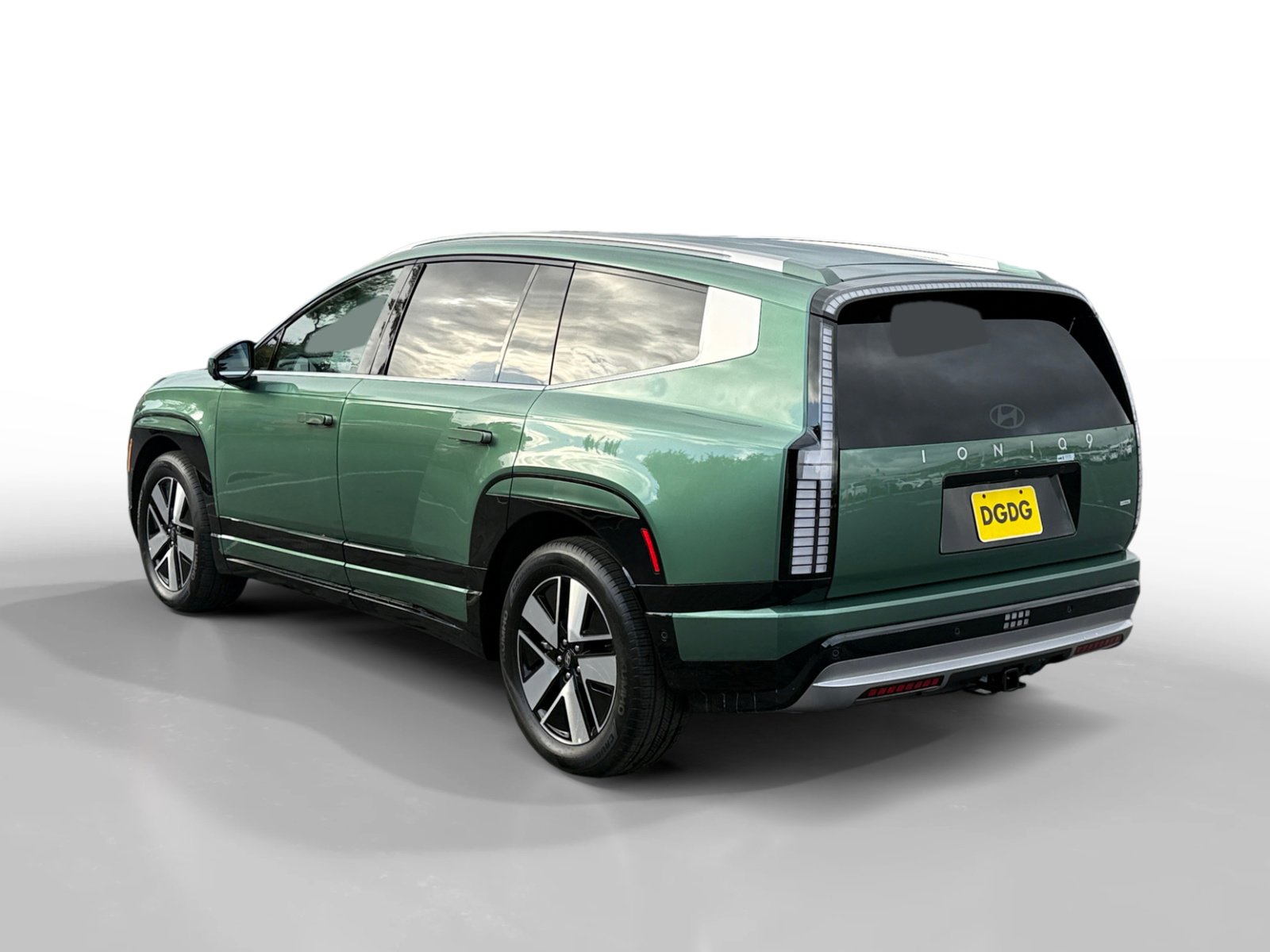 New 2026 Hyundai Ioniq 9 SEL w/ Tow & Go Package image 3