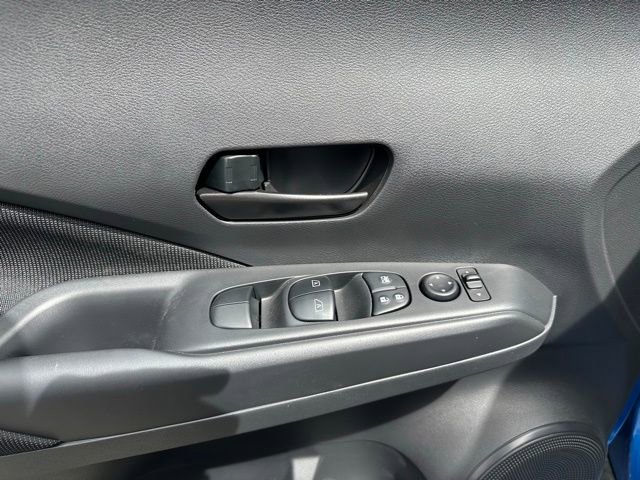 Used 2025 Nissan Kicks Play S image 33