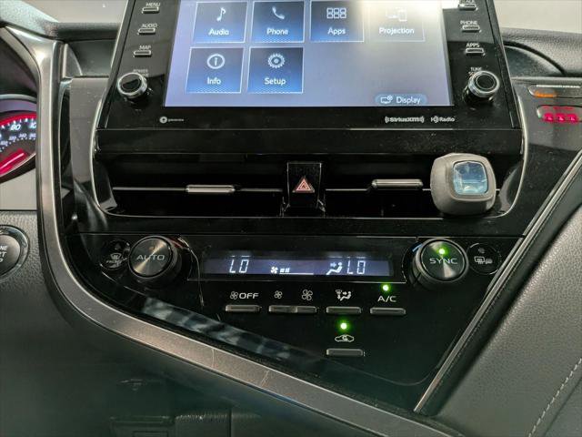 Used 2023 Toyota Camry XSE image 13