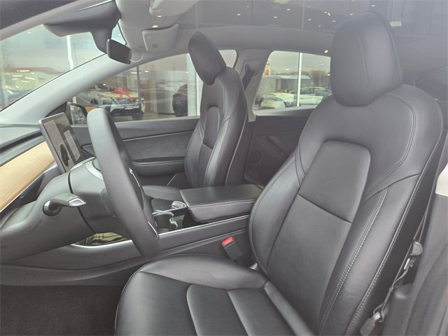 Used 2020 Tesla Model Y Long Range image 22