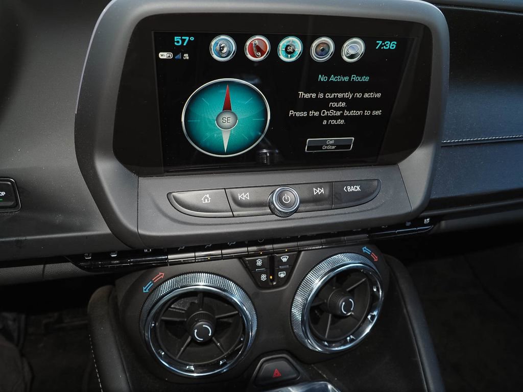 Used 2018 Chevrolet Camaro SS RWD image 9