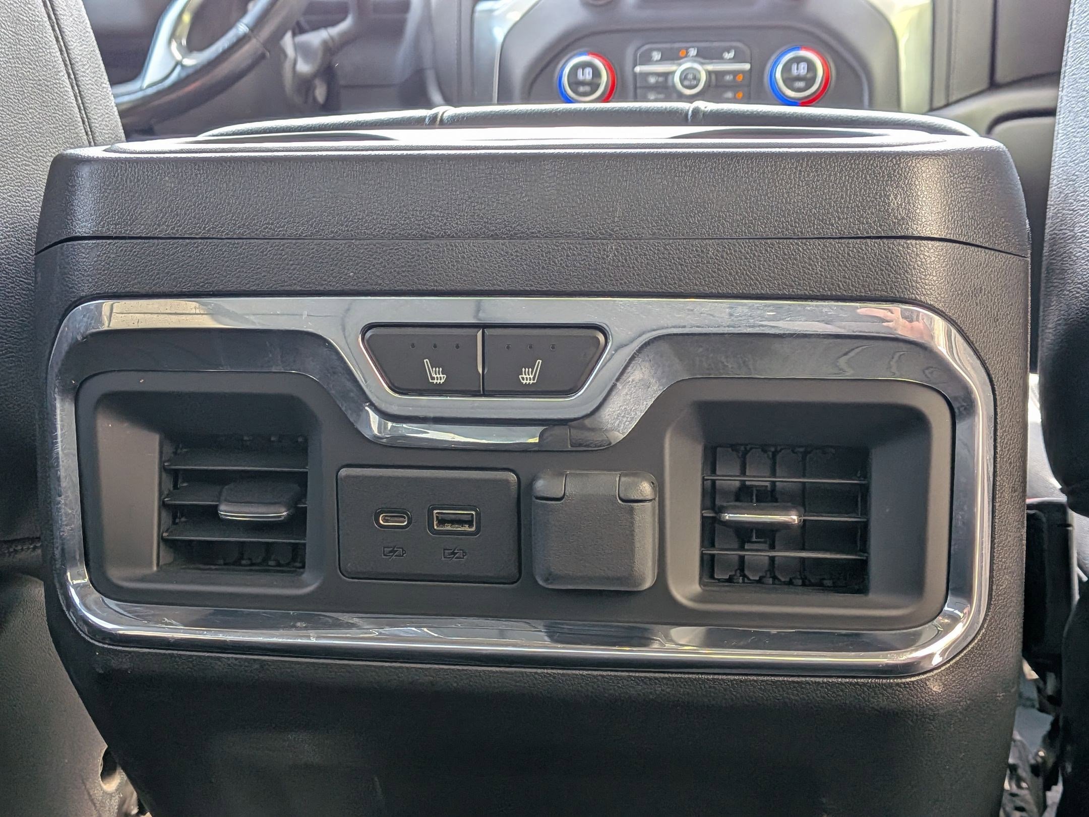 Used 2023 Chevrolet Silverado 3500 LTZ w/ LTZ Plus Package image 27