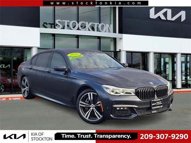 Used 2018 BMW 750i image 1
