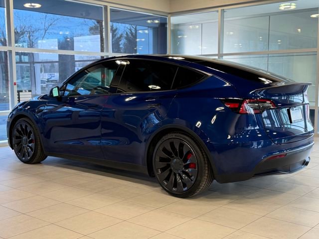 Used 2022 Tesla Model Y Performance image 14