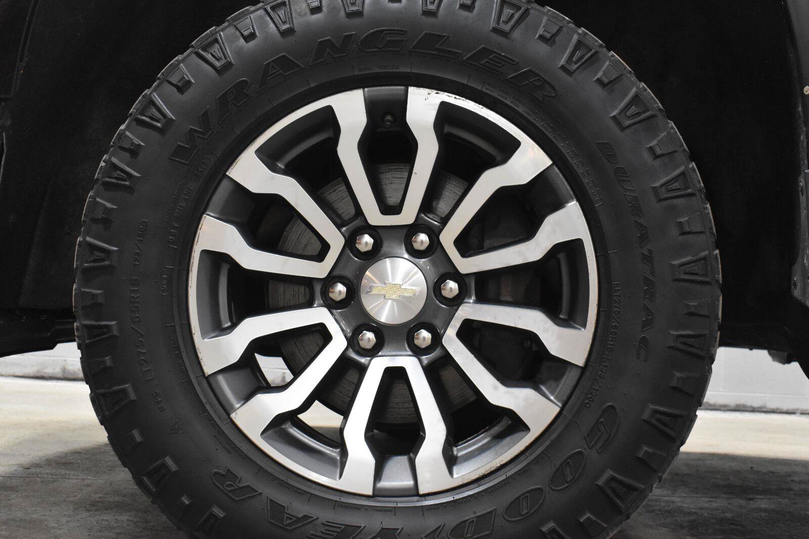 Used 2022 Chevrolet Silverado 1500 RST AWD/4WD image 27