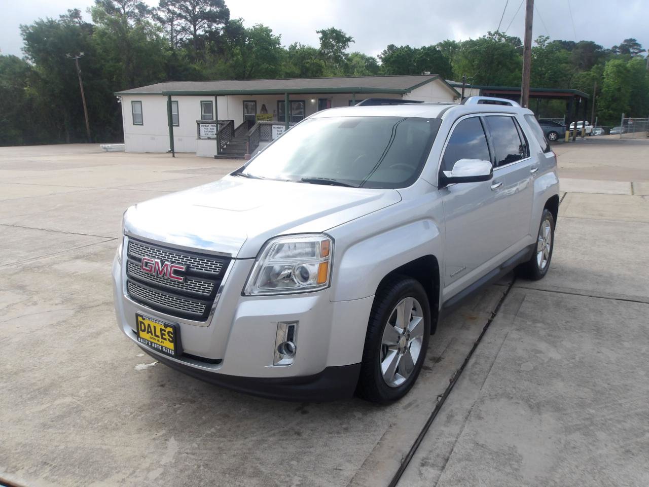 Used 2011 GMC Terrain SLT FWD image 2