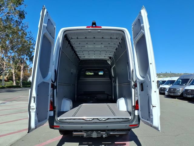 New 2026 Mercedes-Benz Sprinter 2500 image 21