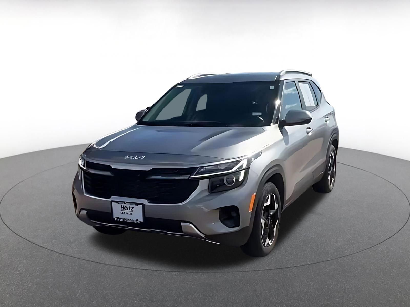 Used 2025 Kia Seltos S image 4