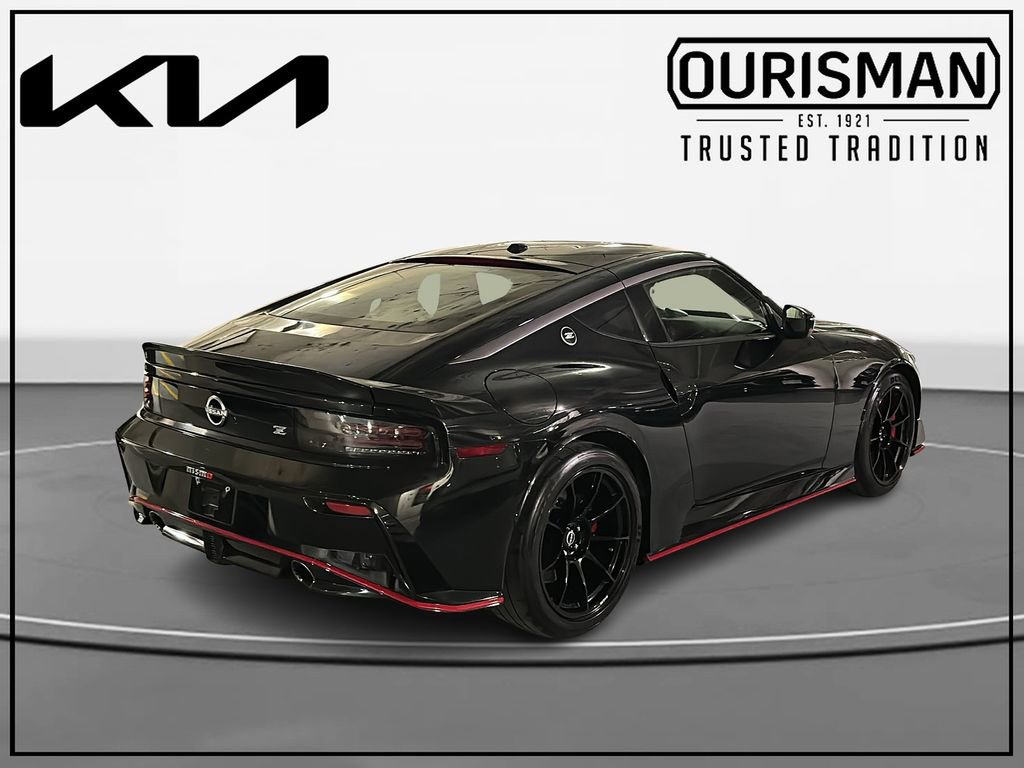 Used 2024 Nissan Z NISMO w/ Floor Mat Package RWD image 4