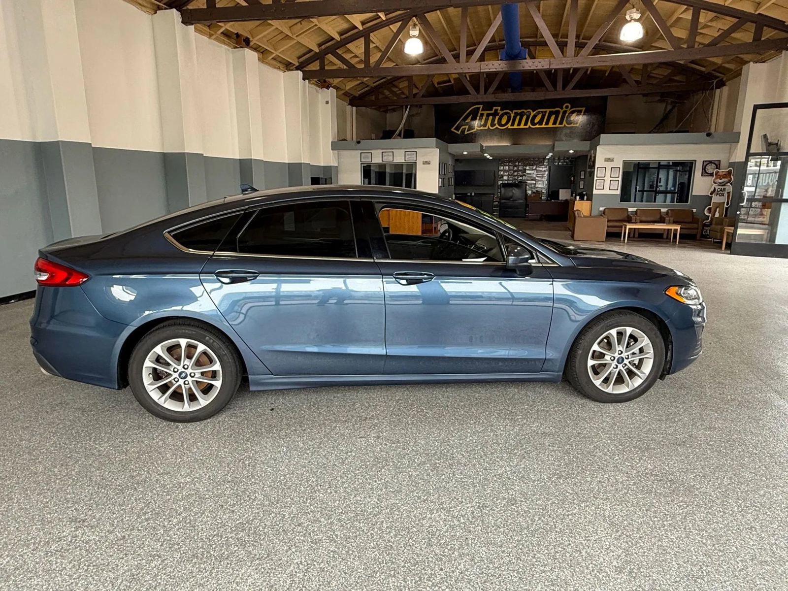 Used 2019 Ford Fusion SE image 8