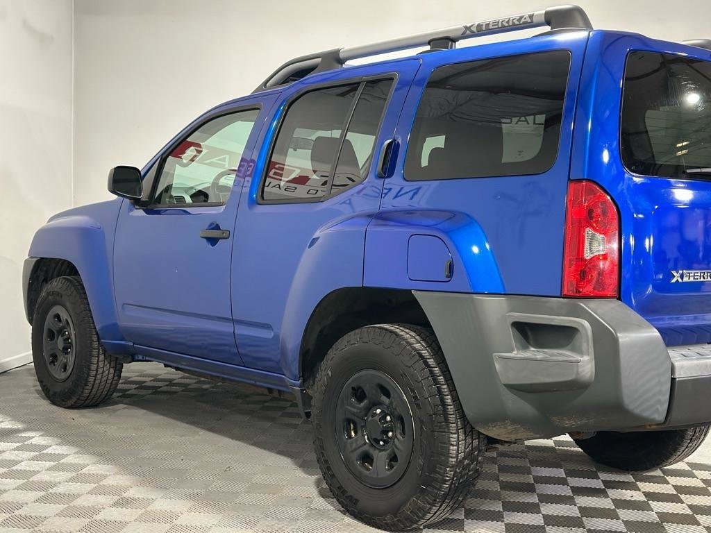 Used 2015 Nissan Xterra X image 7
