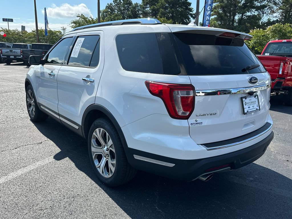 Used 2019 Ford Explorer Limited w/ Limited Luxury Package FWD image 5
