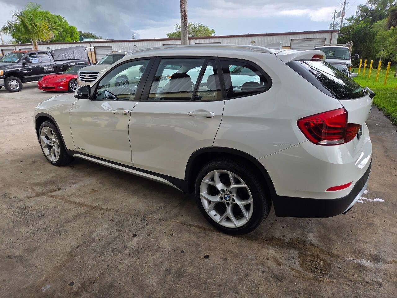 Used 2013 BMW X1 xDrive35i AWD/4WD image 4