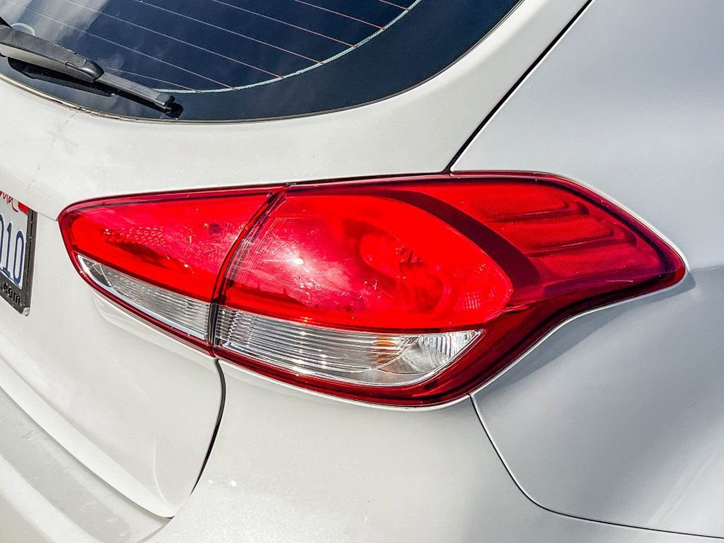 Used 2016 Kia Forte LX image 9