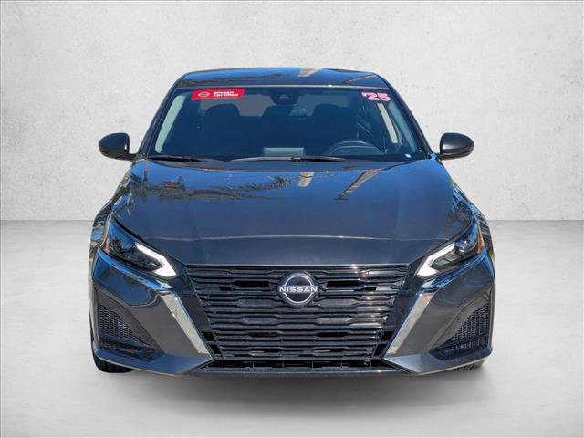 Certified 2025 Nissan Altima 2.5 S FWD image 2