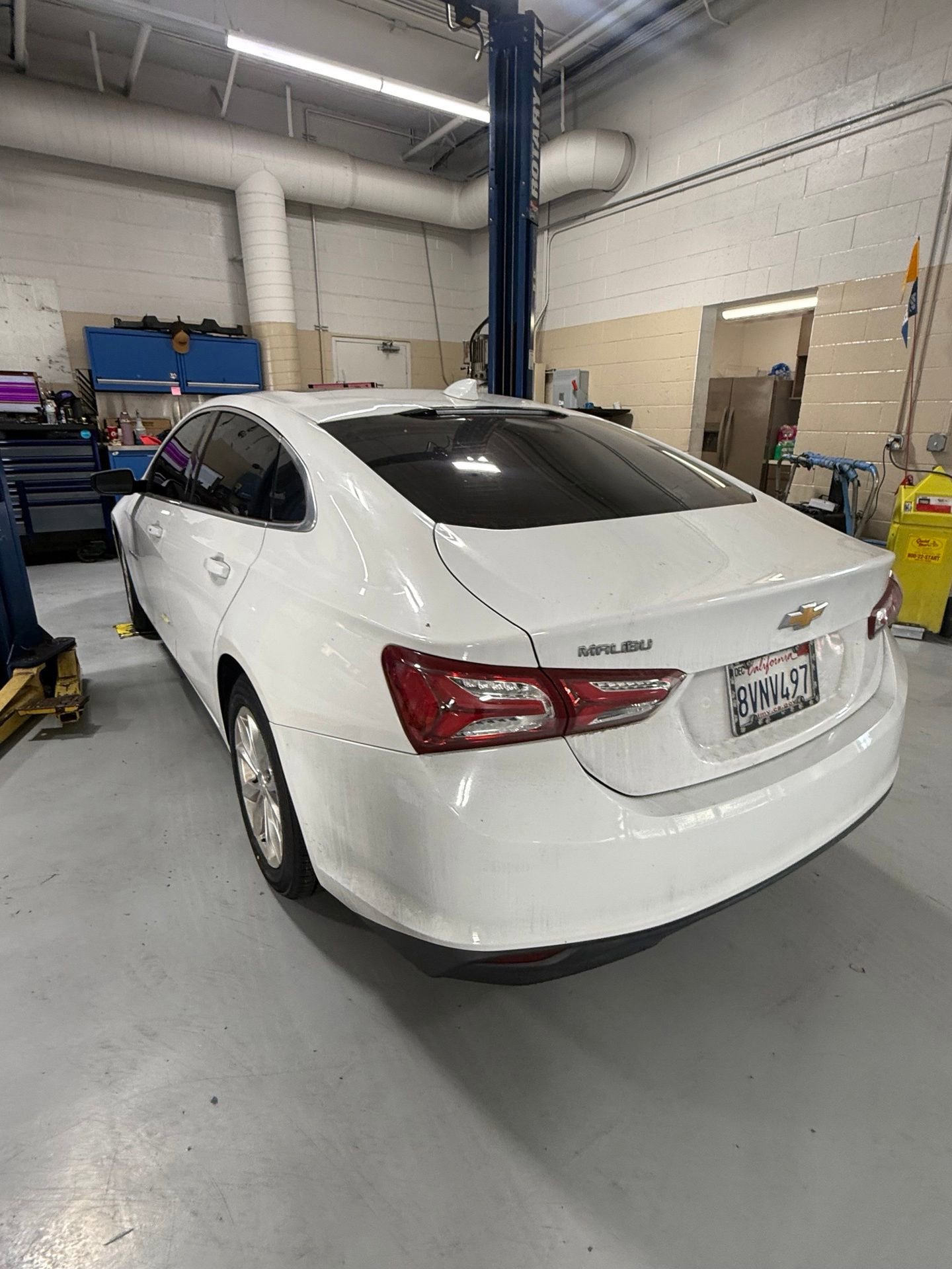 Used 2019 Chevrolet Malibu LT FWD image 4