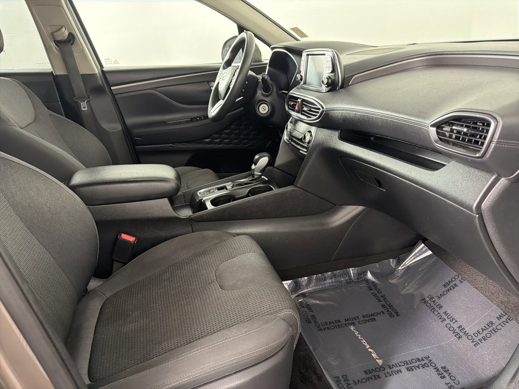 Used 2019 Hyundai Santa Fe SE image 17