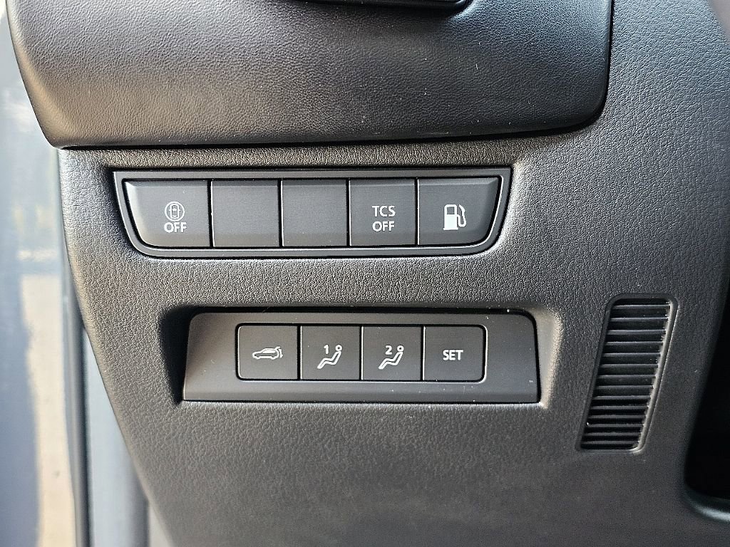 Certified 2025 MAZDA CX-50 AWD 2.5 Hybrid w/ Premium Pkg image 29