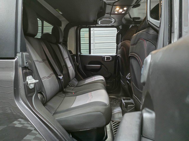 Used 2023 Jeep Gladiator Sport AWD/4WD image 19