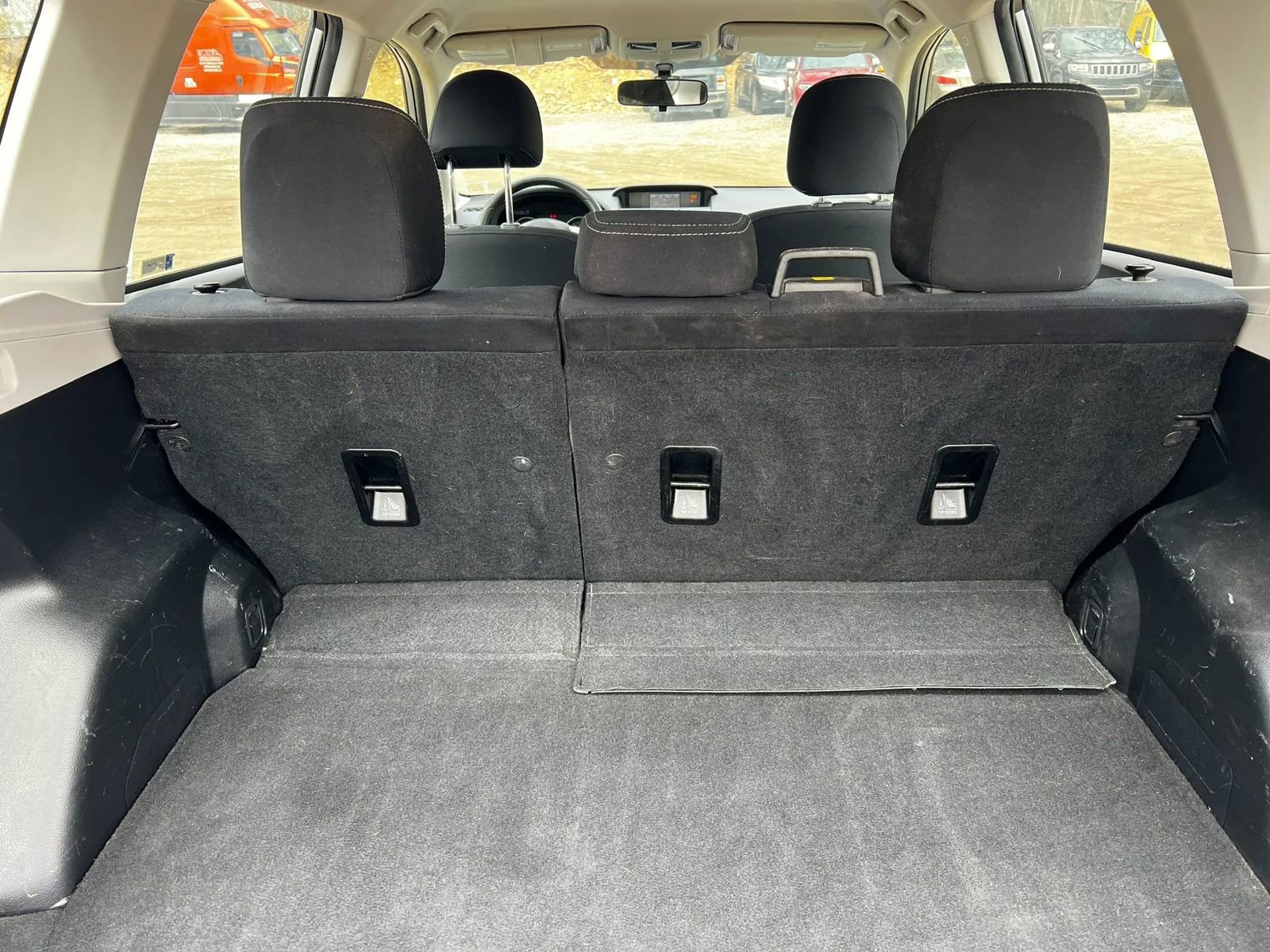 Used 2015 Subaru Forester 2.5i image 11