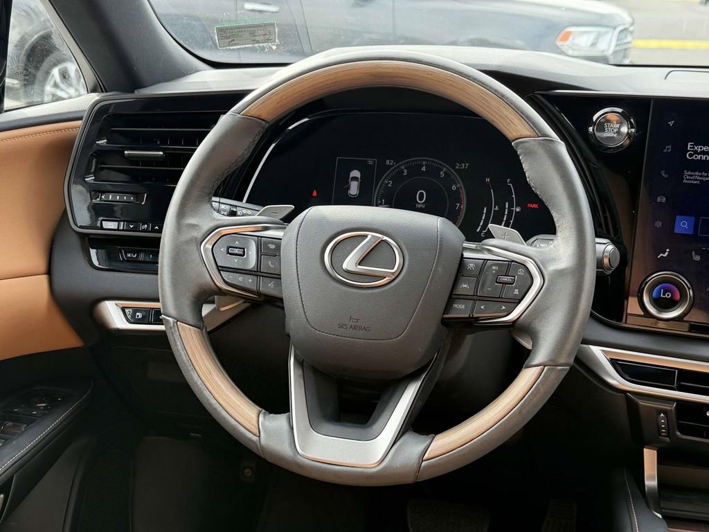 Used 2023 Lexus RX 350 Premium image 9