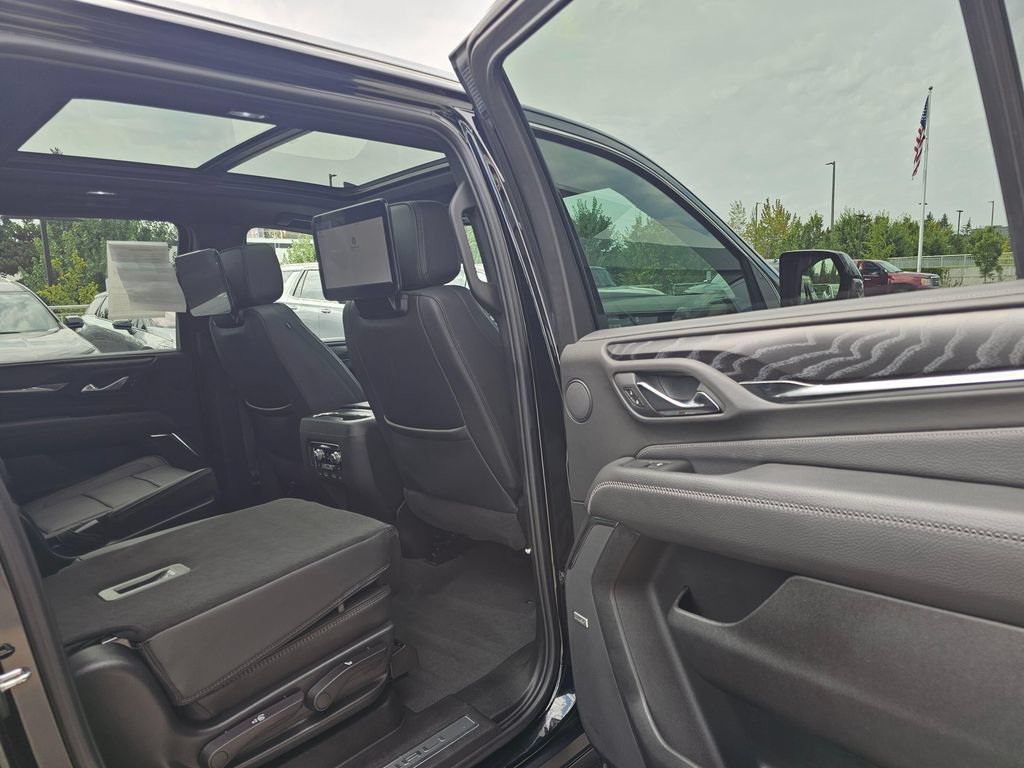 Used 2023 GMC Yukon XL Denali w/ Max Trailering Package AWD/4WD image 15