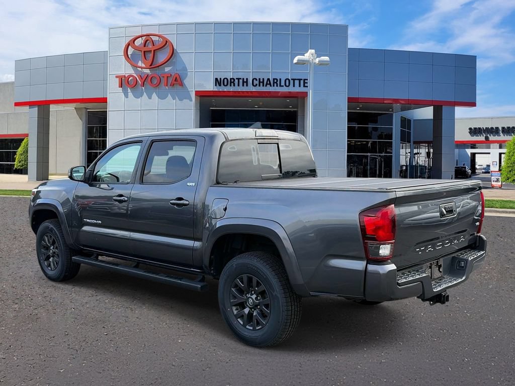 Used 2022 Toyota Tacoma SR5 w/ Technology Package RWD image 6