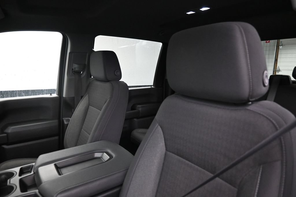 Used 2026 Chevrolet Silverado 2500 Custom w/ Custom Convenience Package AWD/4WD image 14
