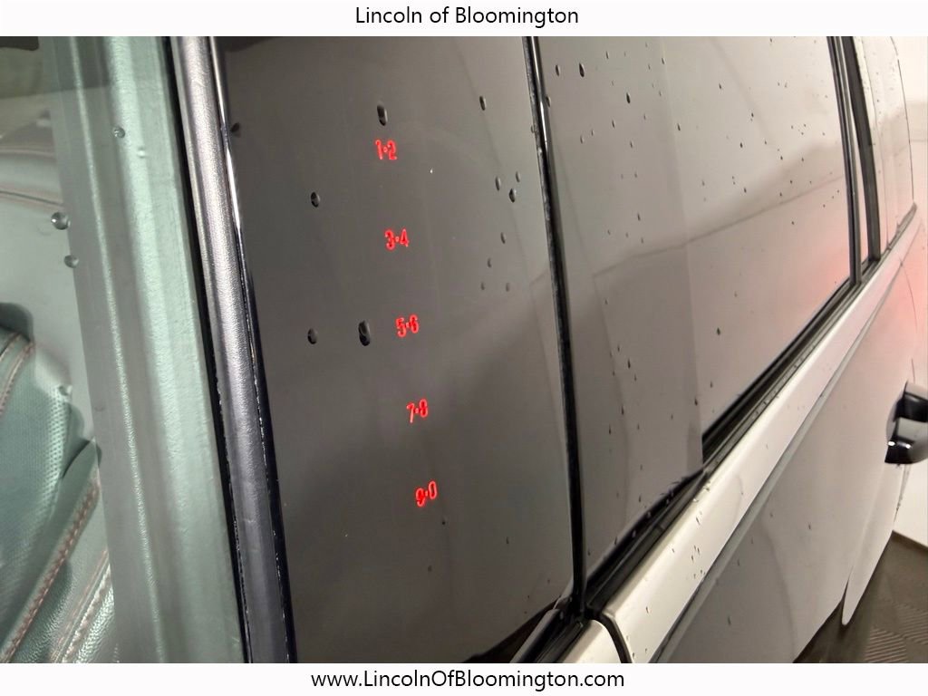 Used 2022 Ford Expedition Max Limited image 19