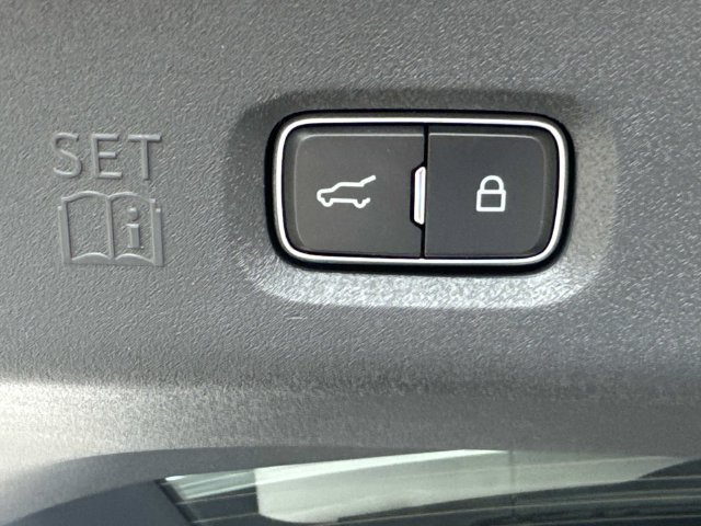 New 2027 Lincoln Navigator L Black Label AWD/4WD image 15