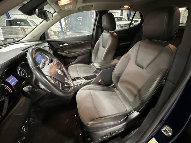 Used 2022 Buick Encore GX Select w/ Experience Buick Package image 17
