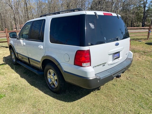Used 2006 Ford Expedition XLT image 4