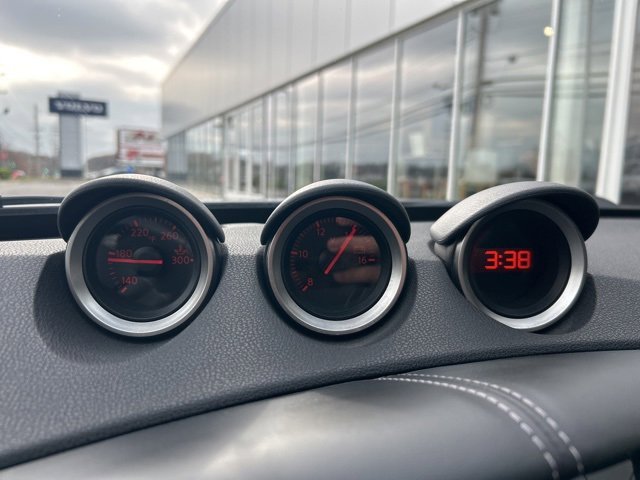 Used 2017 Nissan 370Z Touring image 20