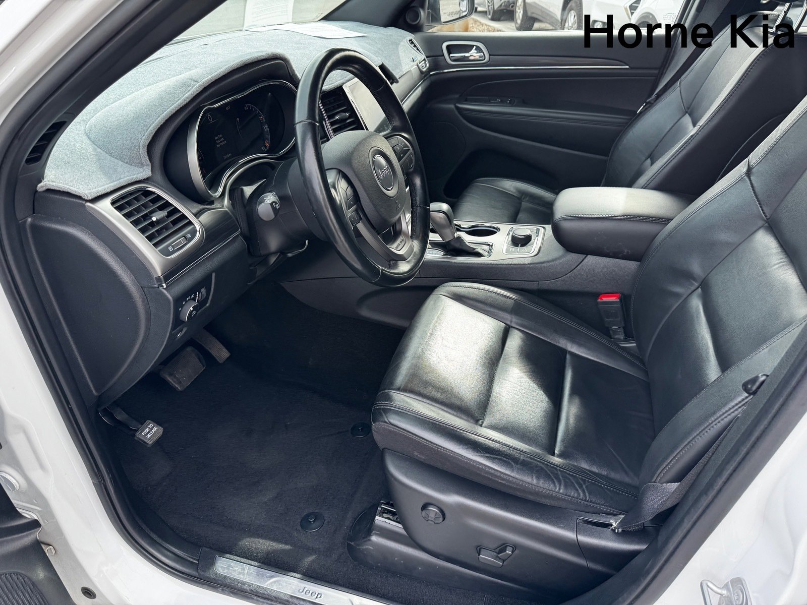 Used 2022 Jeep Grand Cherokee Limited image 8