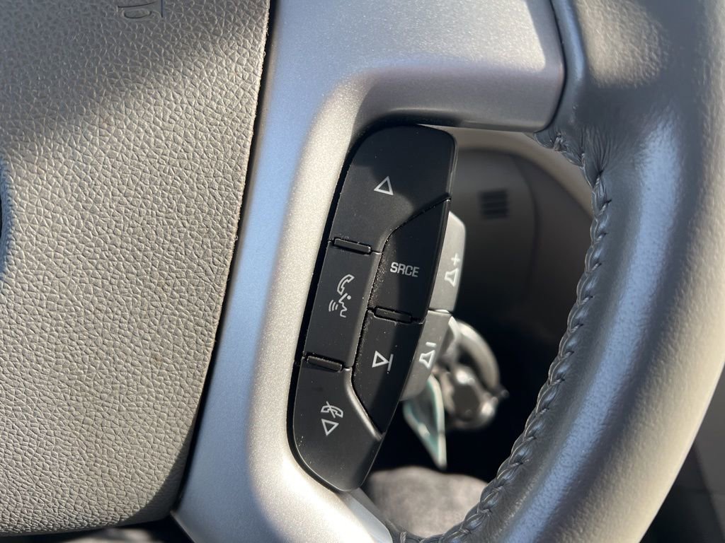 Used 2012 Chevrolet Traverse LS image 16