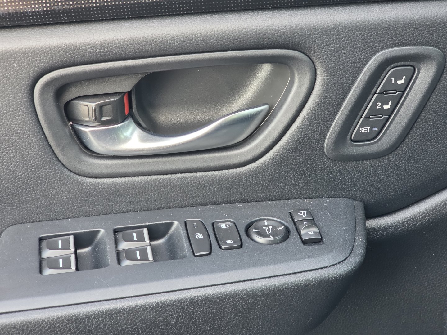Certified 2024 Honda Pilot Elite image 27