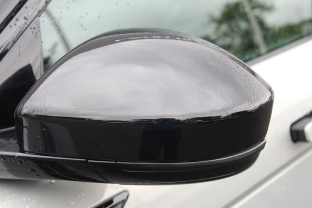 Used 2025 Land Rover Range Rover Evoque S image 12