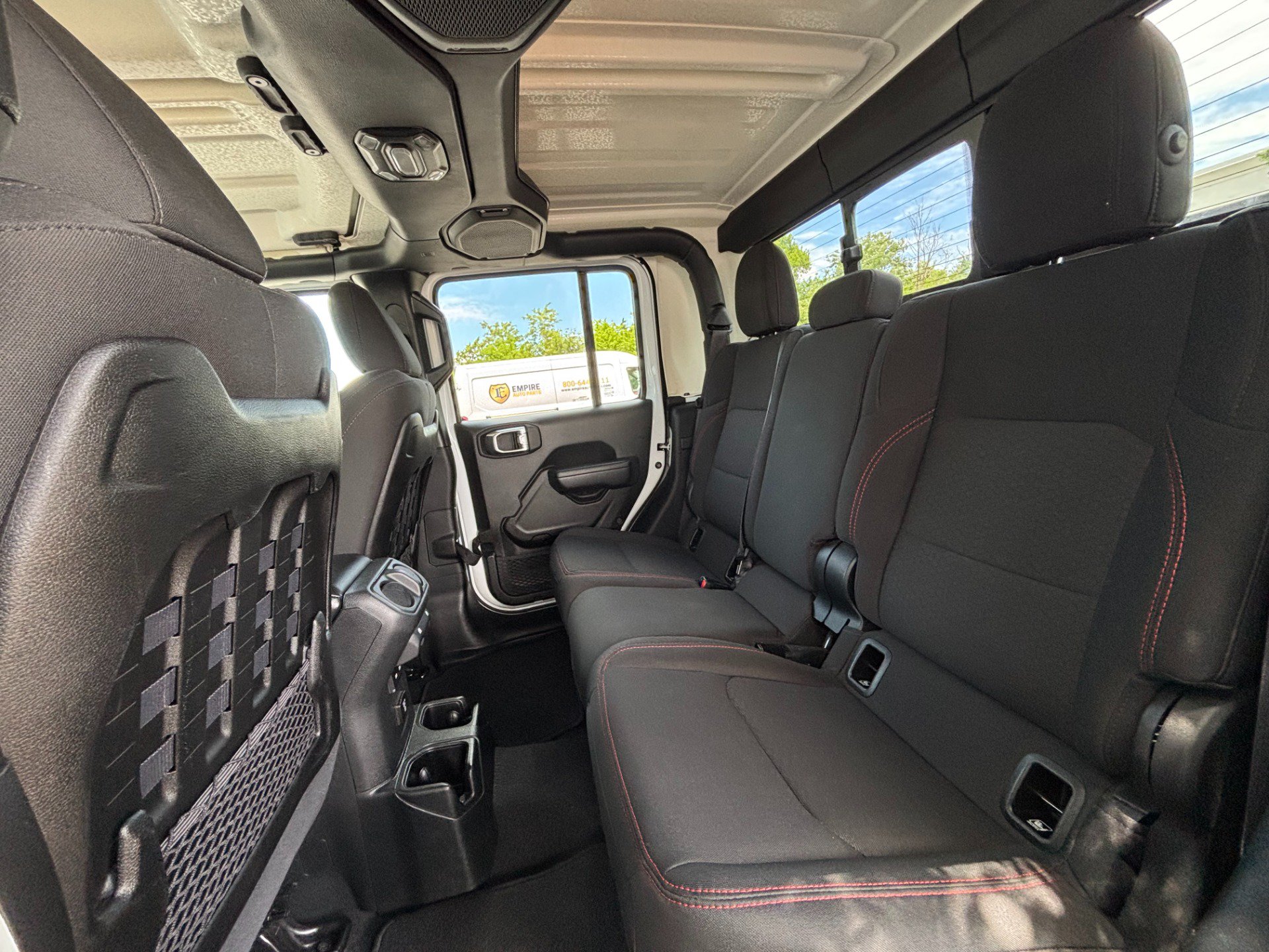 Used 2022 Jeep Gladiator Rubicon w/ LED Lighting Group AWD/4WD image 17