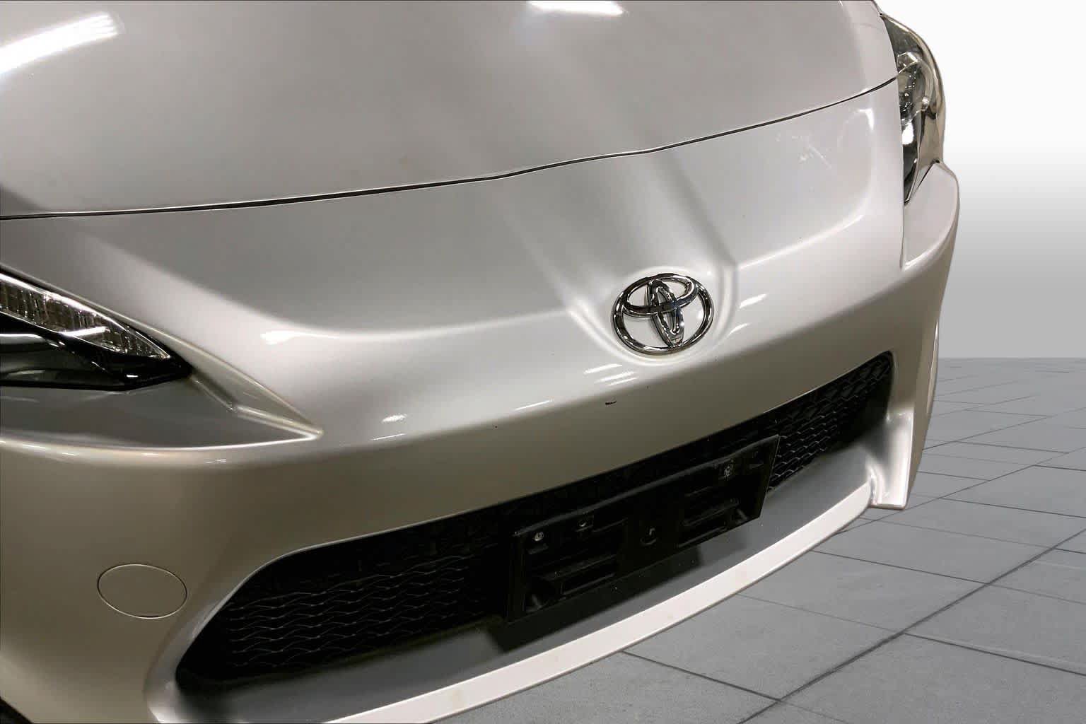 Used 2013 Scion FR-S RWD image 25