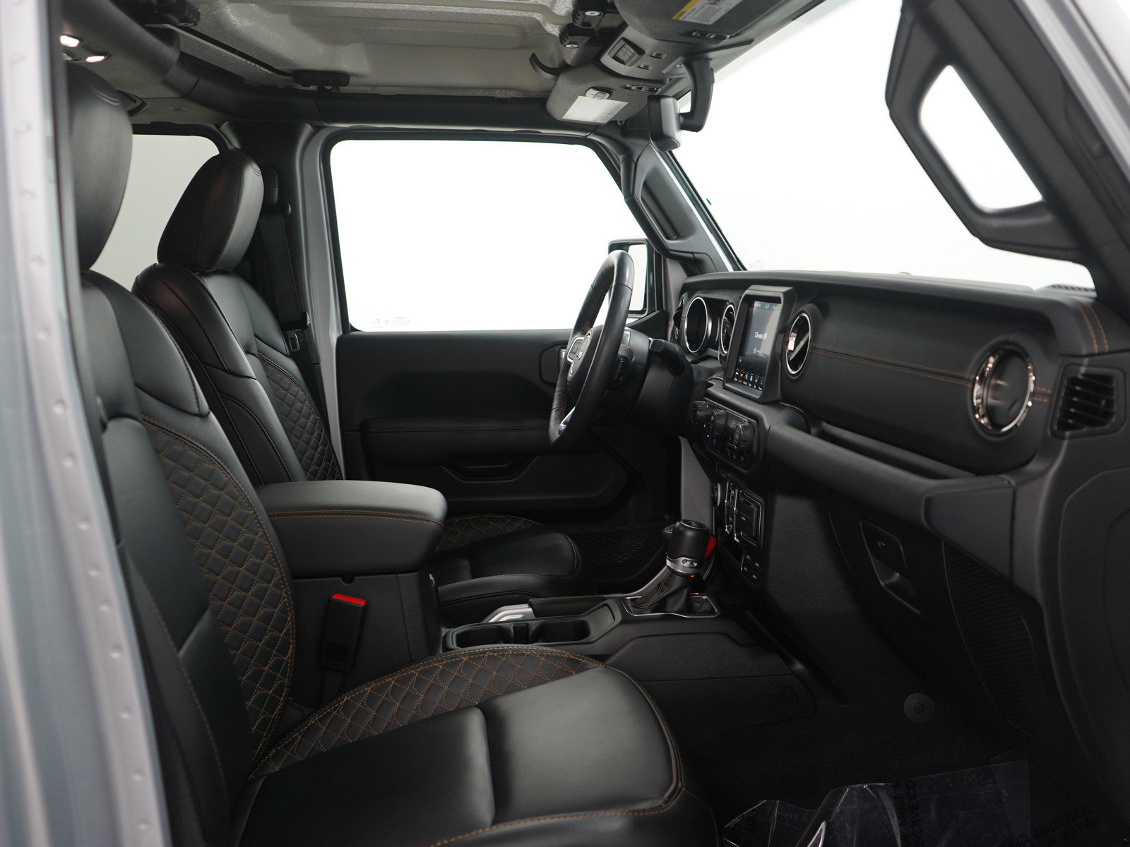 Used 2022 Jeep Wrangler Unlimited Sahara image 11