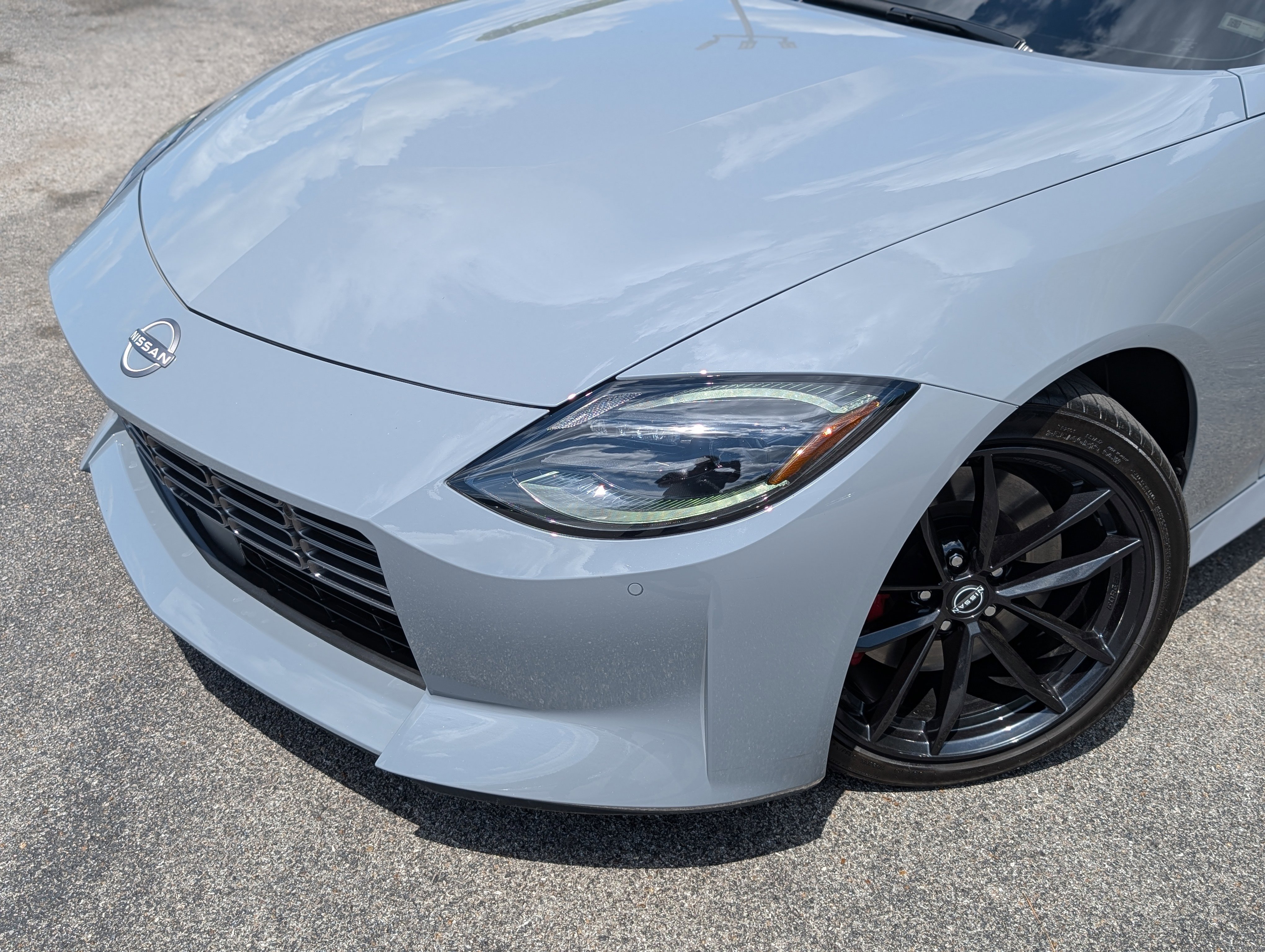 Used 2024 Nissan Z Performance w/ Floor Mat Package RWD image 15