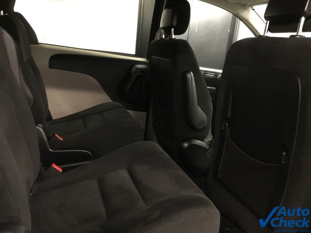 Used 2015 Dodge Grand Caravan SE w/ Quick Order Package 29E SE image 31