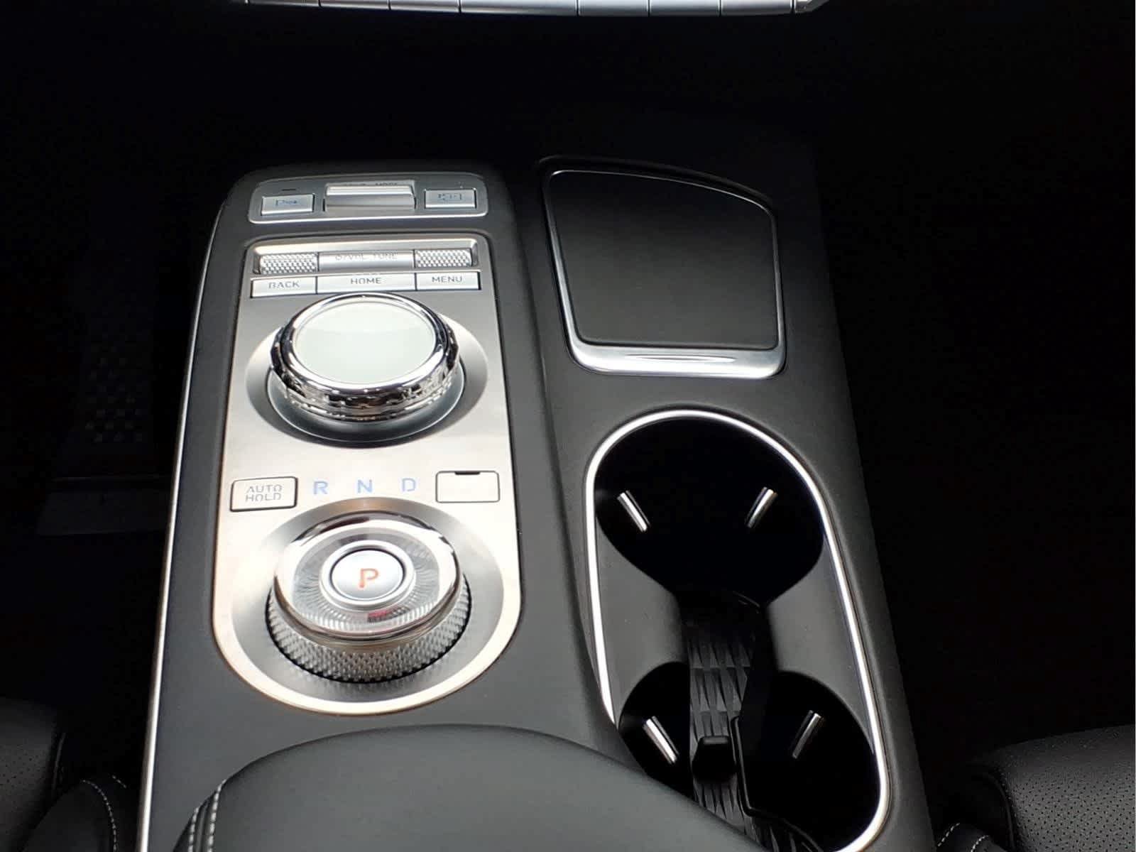 Used 2025 Genesis GV70 2.5T AWD/4WD image 26
